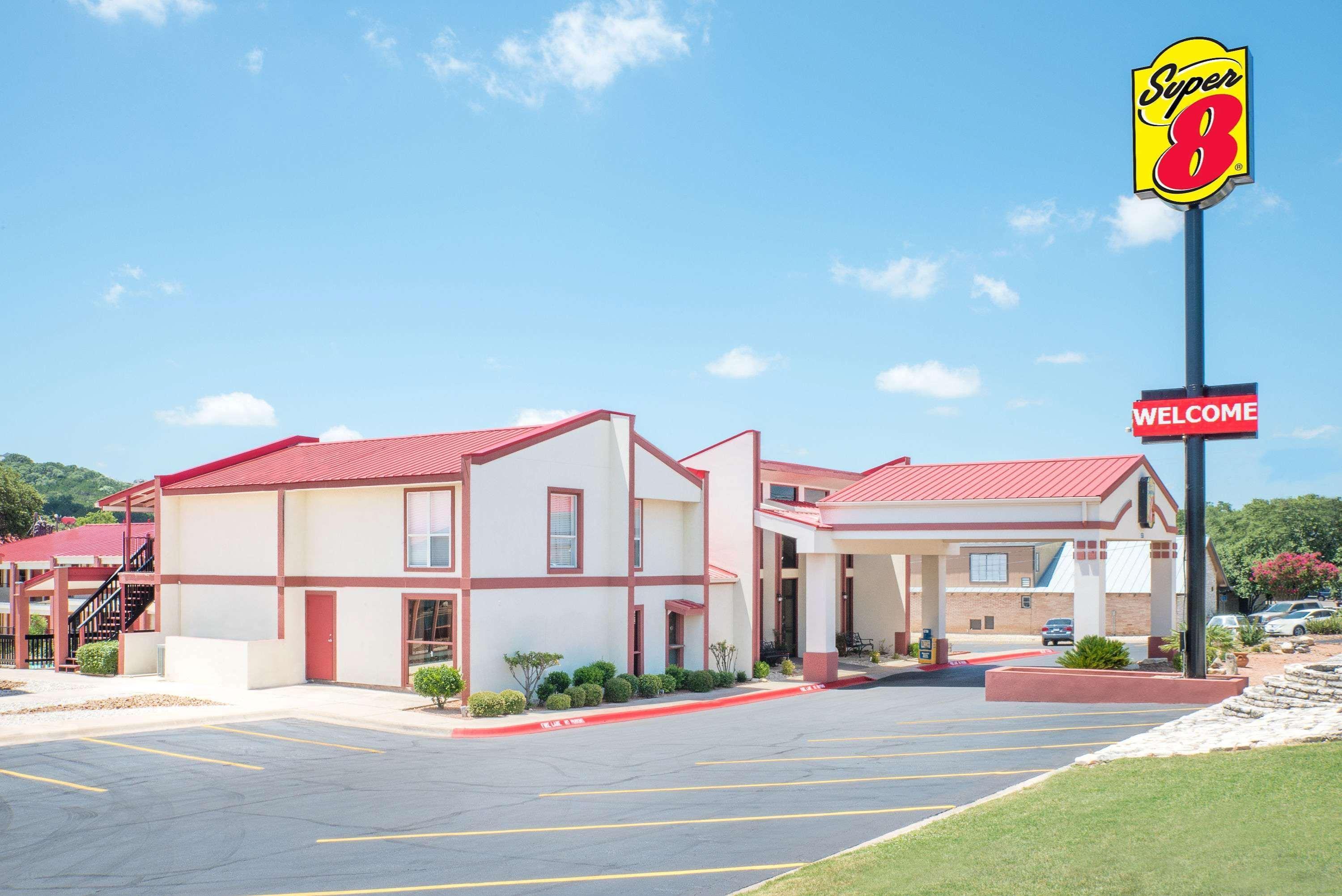 Super 8 By Wyndham Tx Motel Kerrville