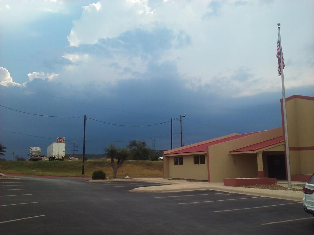 Super 8 By Wyndham Tx Kerrville