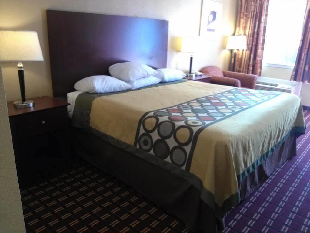 Motel Super 8 By Wyndham Tx Kerrville